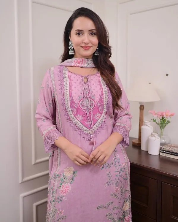 Blush_Floral_Kurta_Set