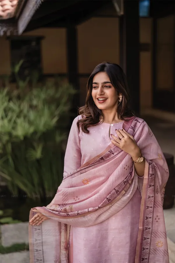 Blush_Jacquard_Kurti_Dupatta_Set