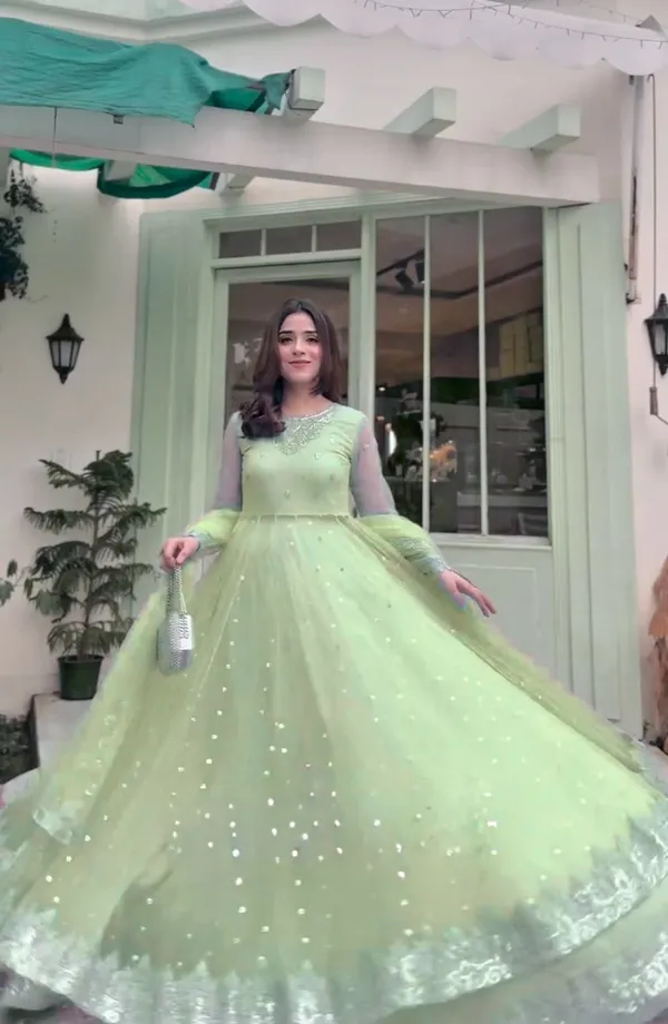 Celeste_Mint_Gown_Set