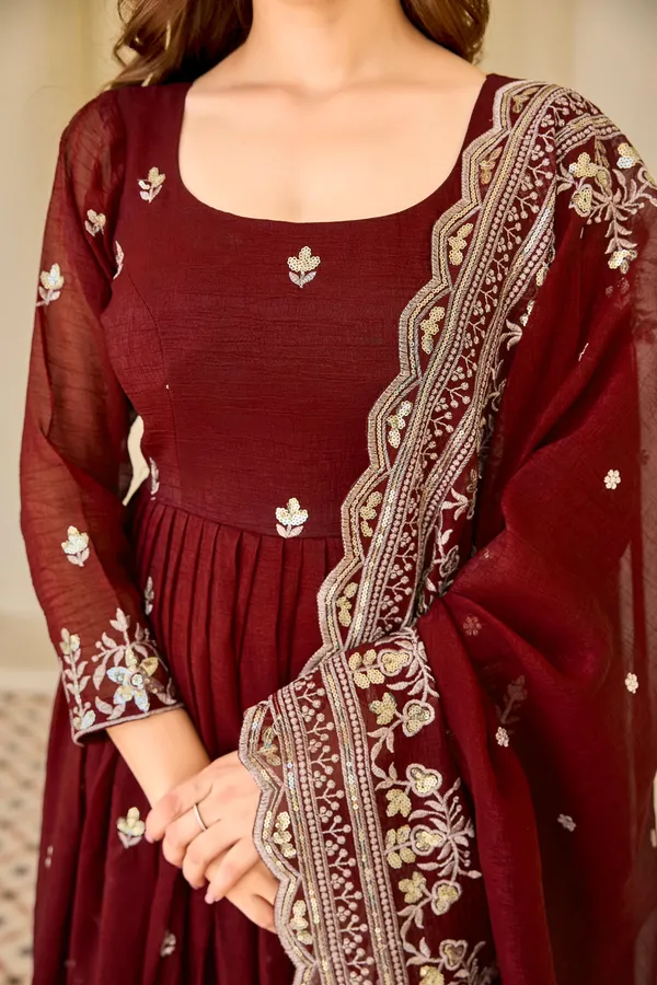 Crimson_Heirloom_Anarkali_Set