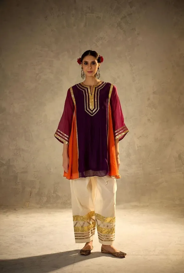Gulnaar_Flame_Chanderi_Festive_Set