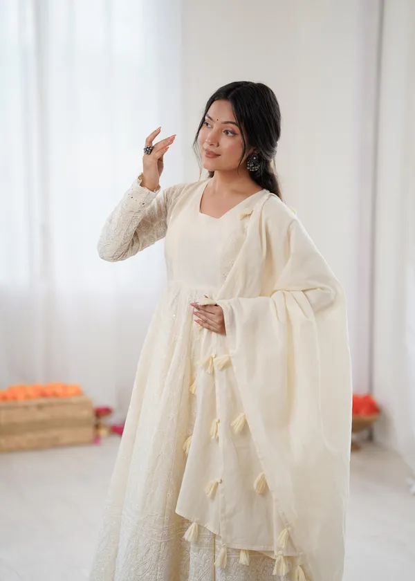 Ivory_Meher_Anarkali_Set