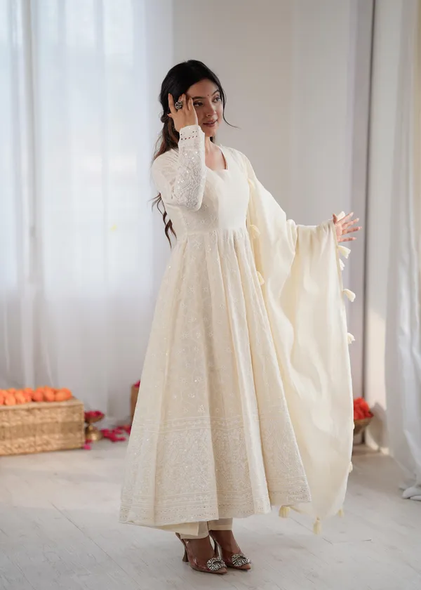 Ivory_Meher_Anarkali_Set