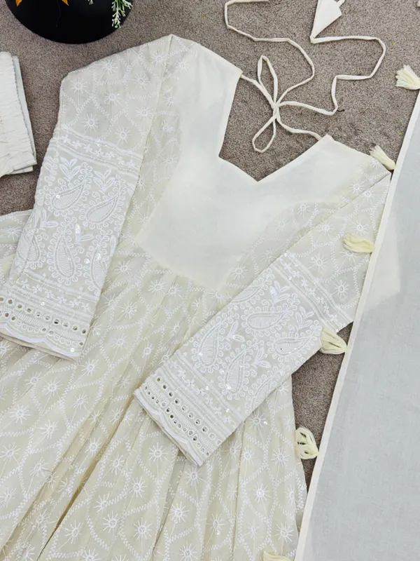 Ivory_Meher_Anarkali_Set