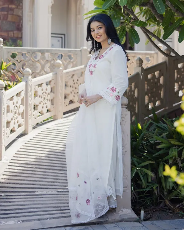 Ivory_Rose_Chanderi_Set