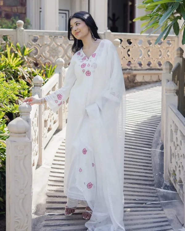 Ivory_Rose_Chanderi_Set