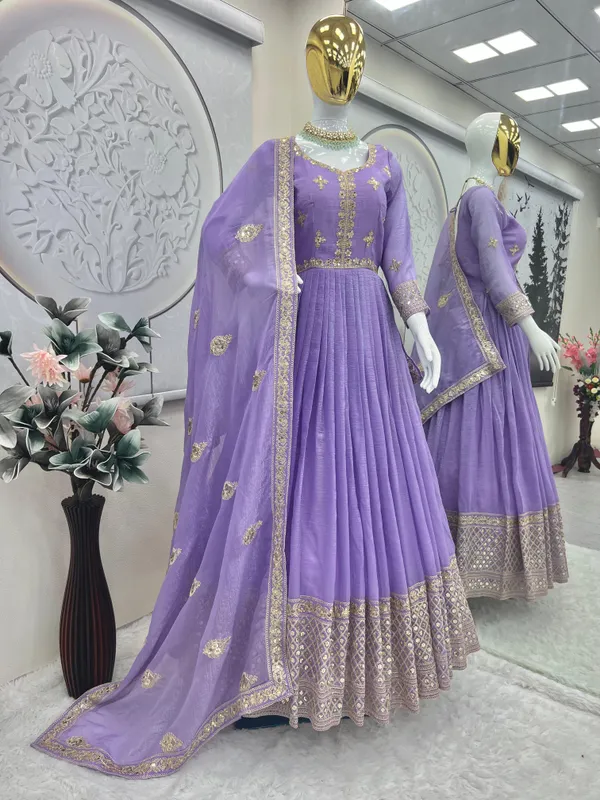 Mehfil_Lilac_Gown_Set