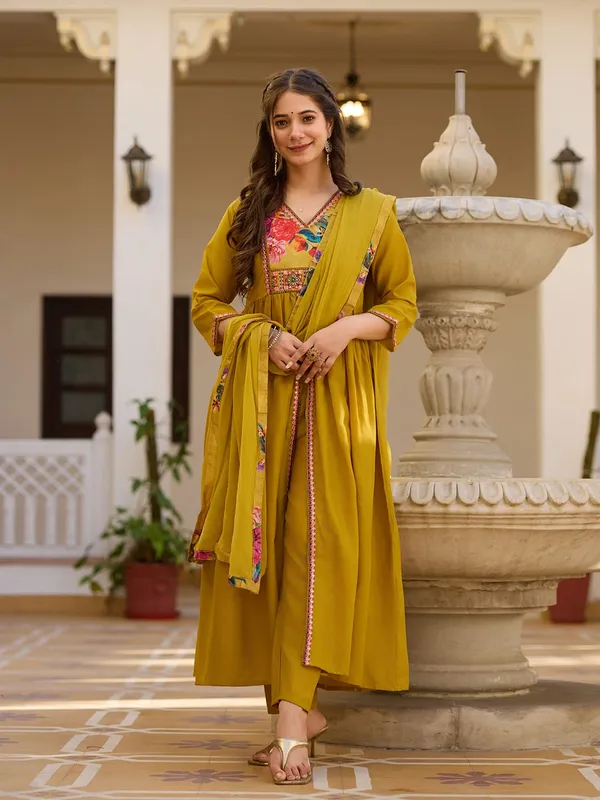 Silk_Saffron_Set
