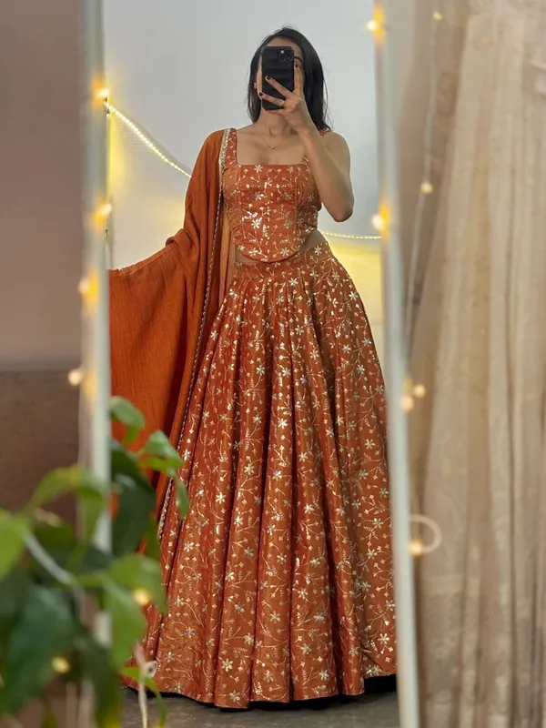 Noor_Ember_Corset_Lehenga