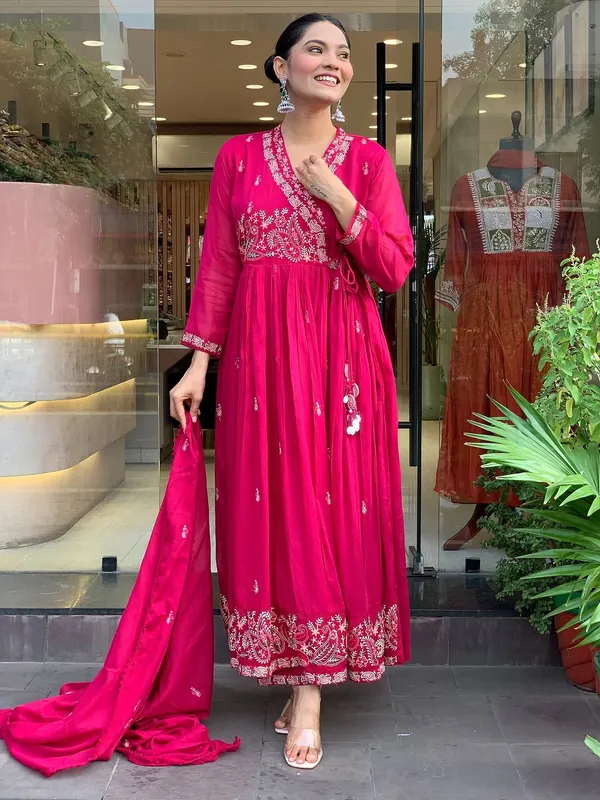 Rani_Roman_Silk_Embroidered_Kurta_Suit_Set_For_Women