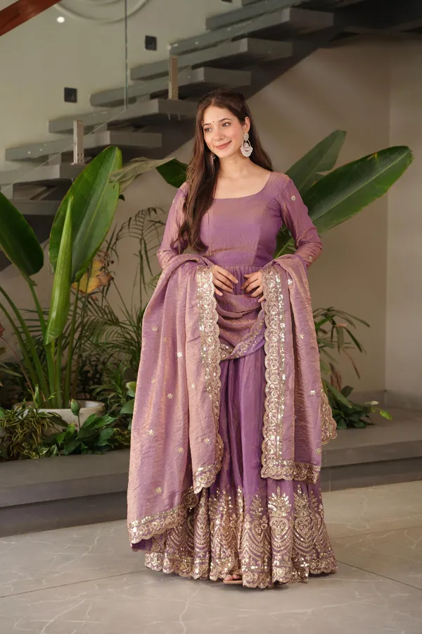 Purple_Silk_Embroidered_Embroidered_Gown_For_Women