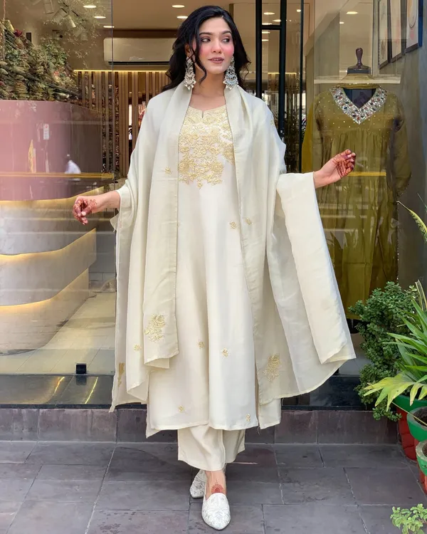 Off_White_Chanderi_Silk_Embroidered_Suit_Set_For_Women