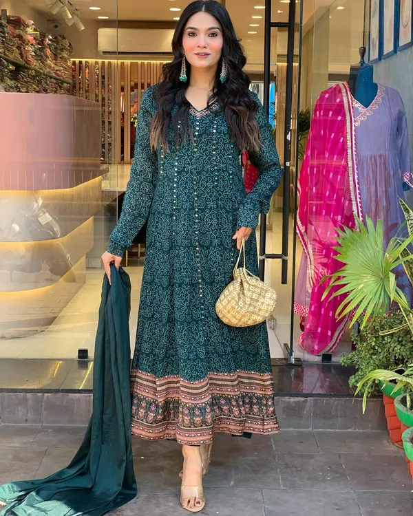 Peacock_Blue_Maslin_Printed_Embroidered_Festive_Suit_Set_For_Women