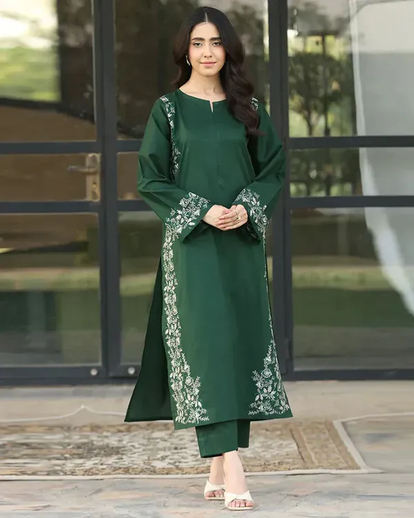 Roman_Silk_Sequence_Embroidered_Kurta_Suit_Set_For_Women