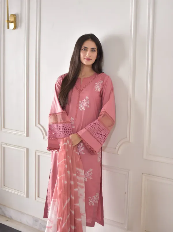 Pink_Pastel_Roman_Silk_Embroidered_Kurta_Pant_&_Dupatta_For_Women