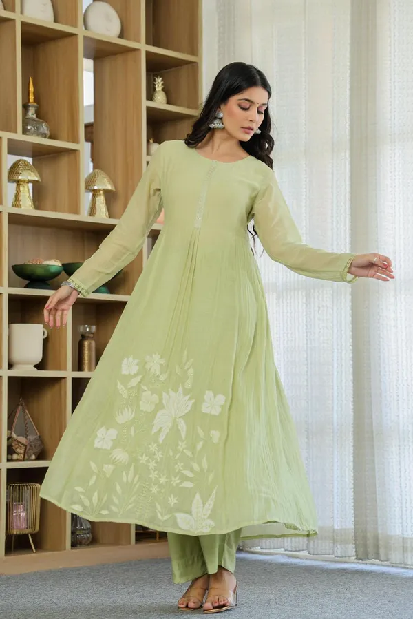 Pastel_Green_Mul_Chanderi_Embroidered_Suit_With_Hand_Work_For_Women