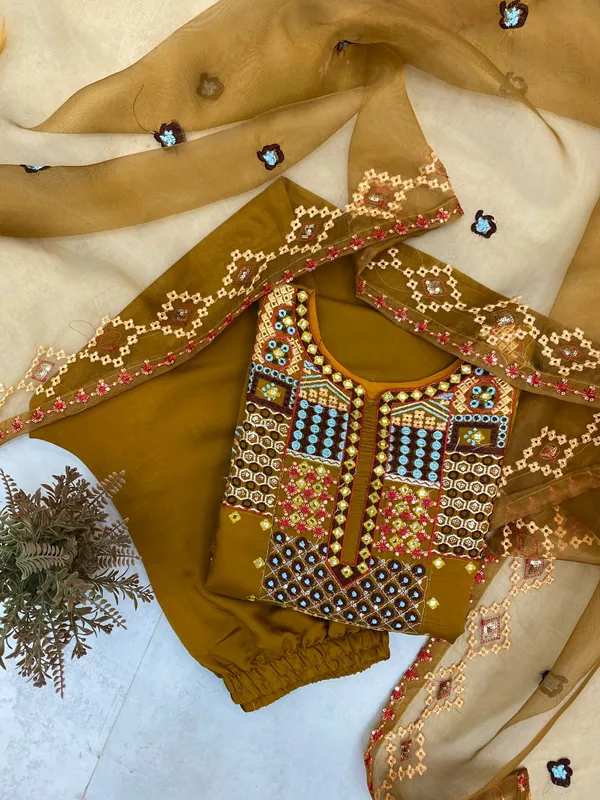 Roman_Silk_Sequence_Embroidered_Work_Kurta_Pant_With_Dupatta_For_Women