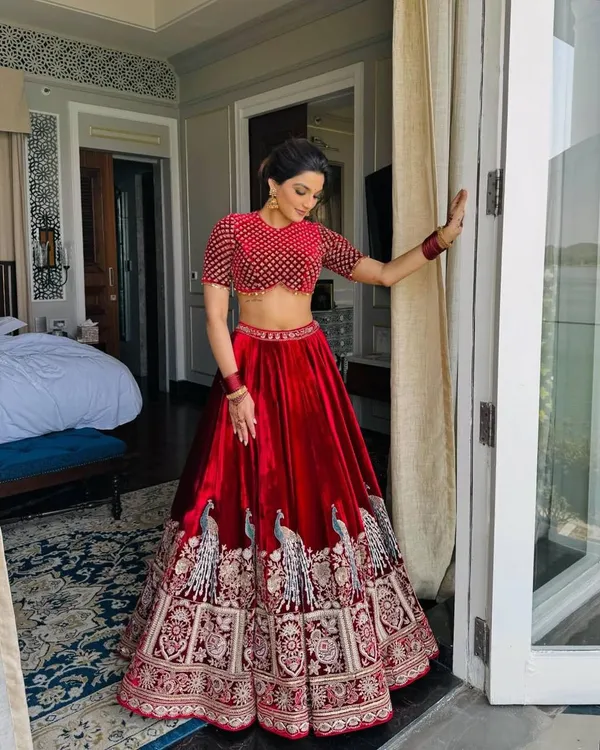 Red_Velvet_Coding_Sequence_Embroidered_Work_Lehenga_Choli_With_Dupatta_Launch_For_Women