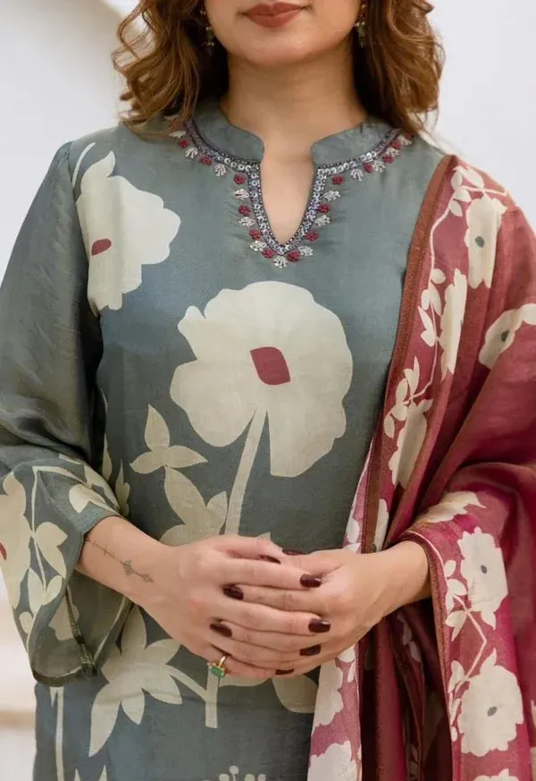 Beautiful_Cotton_Floral_Printed_Kurti_Pant_Dupatta_Set_For_Women