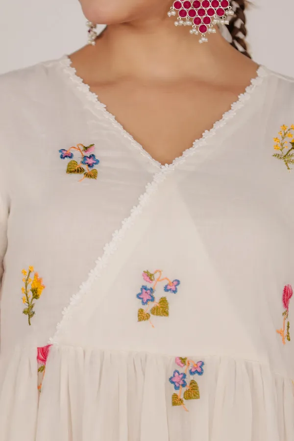 Haldi_Special_Cotton_Embroidered_Kurta_&_Pant_For_Women