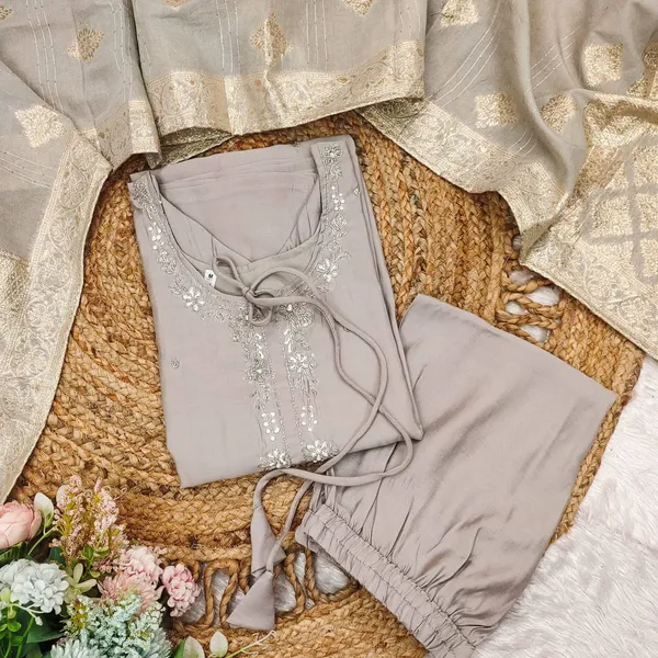 Silk_Handwork,_Zari_Woven_Kurta_Pant_&_Dupatta_For_Women