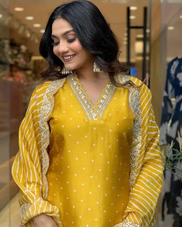 Beautiful_Banana_Silk_Embroidered_Straight_Kurti_Pant_With_Dupatta_For_Women
