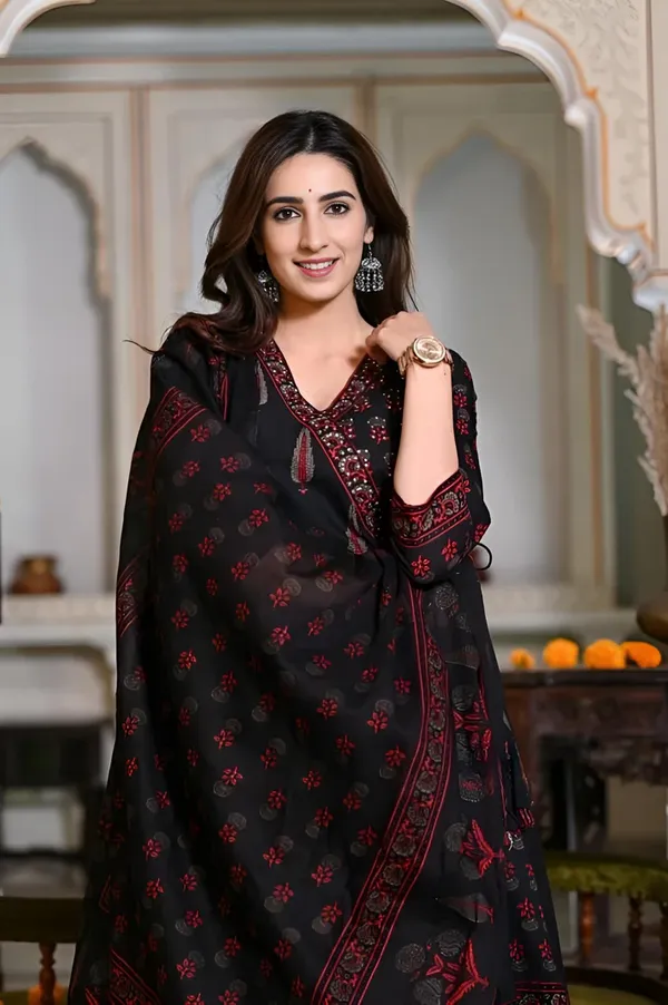 Cotton_Sequence_Katha_Printed_&_Embroidered_Angrakha_Anarkali_Suit_For_Women
