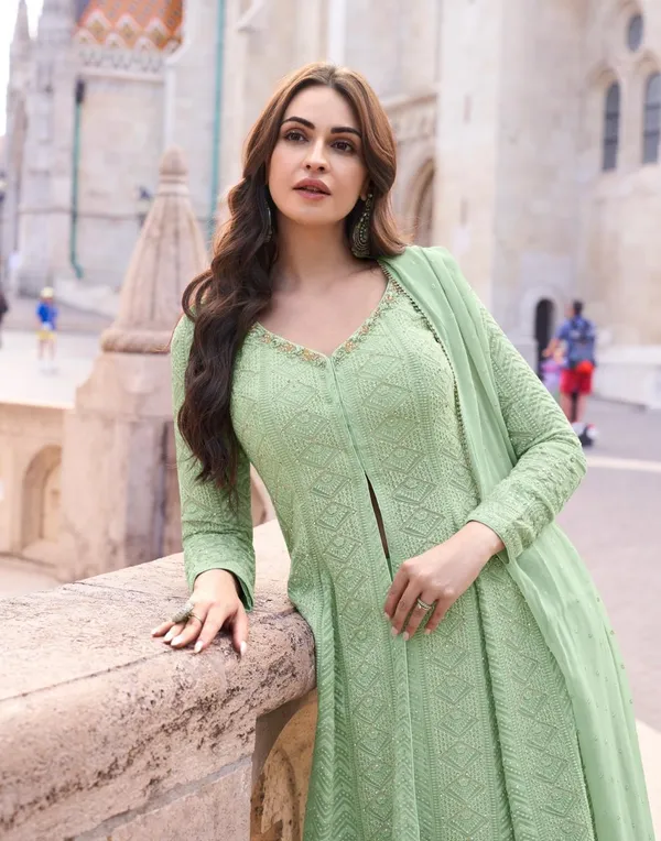Pastel_Coloured_Georgette_Anarkali_Suit_For_Women