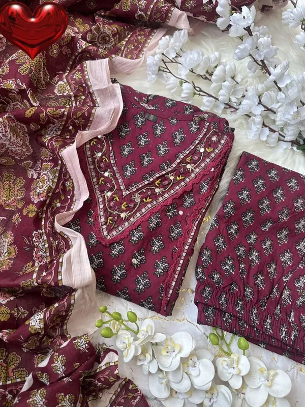 Cotton_Dabu_Printed_&_Embroidered_Kurta_Pant_&_Dupatta_Set_For_Women