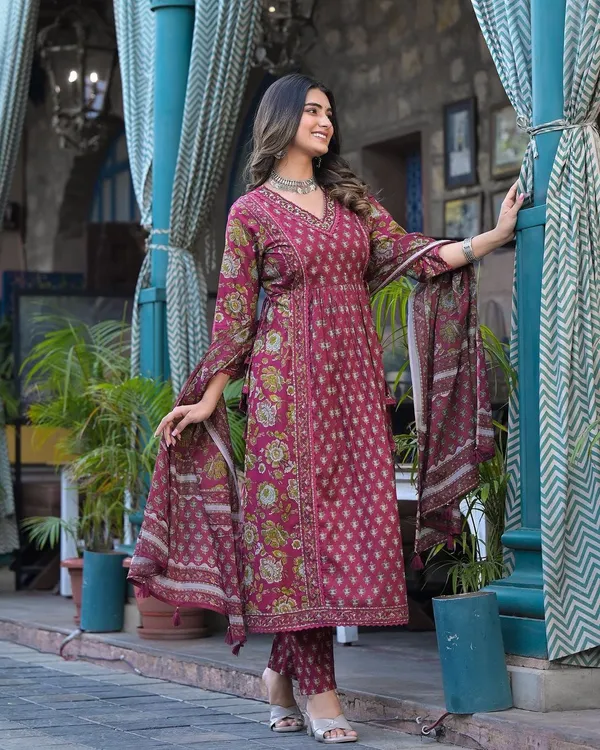 Cotton_Dabu_Printed_&_Embroidered_Kurta_Pant_&_Dupatta_Set_For_Women