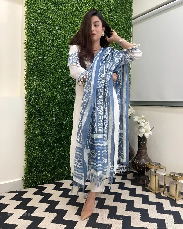 Cotton_Katha_Work_Straight_Kurta_Pant_&_Dupatta_For_Women