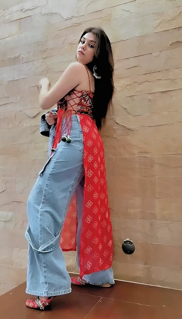 Red_Georgette_Real_Mirror_Work_Shoulder_Straps_Kurti_For_Women