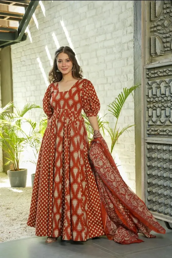 Orange_Printed_Puff_Sleeves_Anarkali_Suit_For_Women