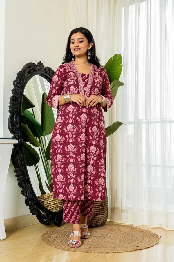 Red_Cotton_Block_Print_Kurta_Pant_With_Dupatta_For_Women