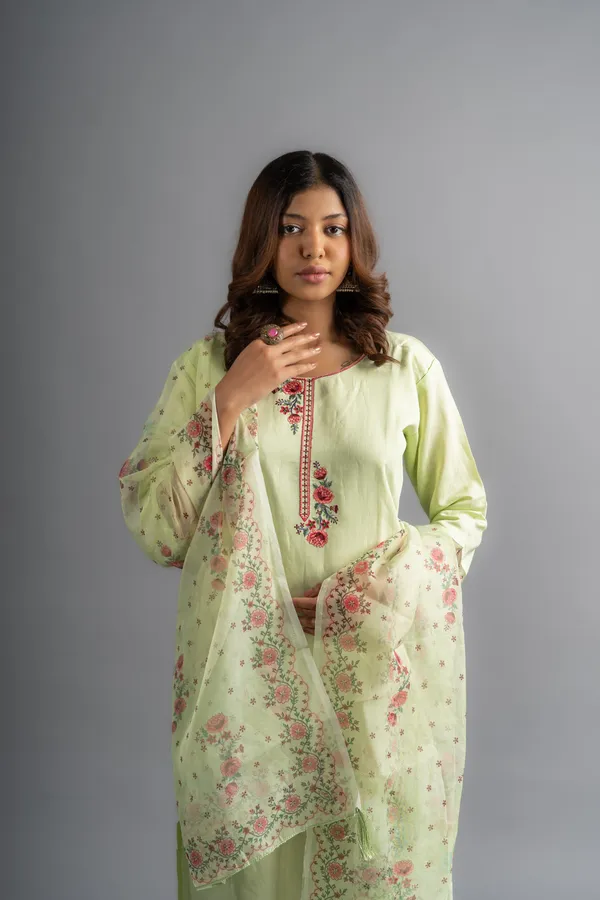 Matcha_Green_Silk_Embroidered_Kurta_Pants_And_Dupatta_(Set_Of_3)_For_Women