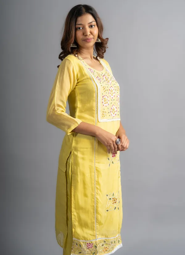 Parchment_Yellow_Embroidered_Organza_Silk_Kurta_Set_(Set_Of_3)_For_Women