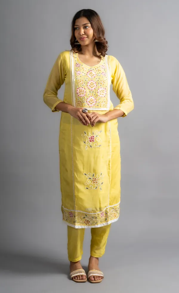 Parchment_Yellow_Embroidered_Organza_Silk_Kurta_Set_(Set_Of_3)_For_Women