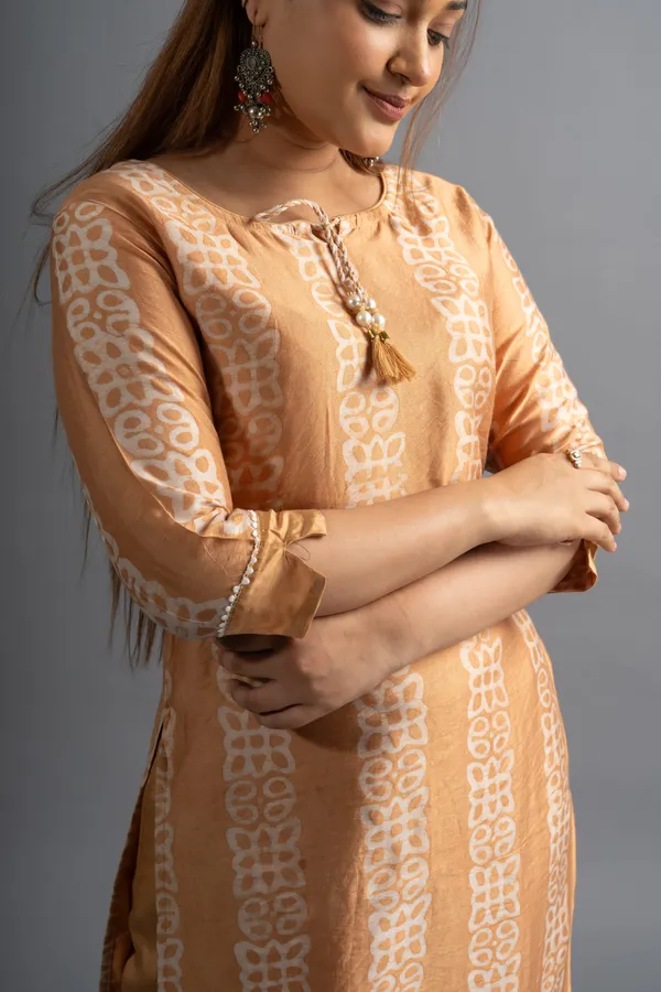 Cantaloupe_Chanderi_Silk_Printed_Kurta_Pants_With_Dupatta_(Set_Of_3)_For_Women