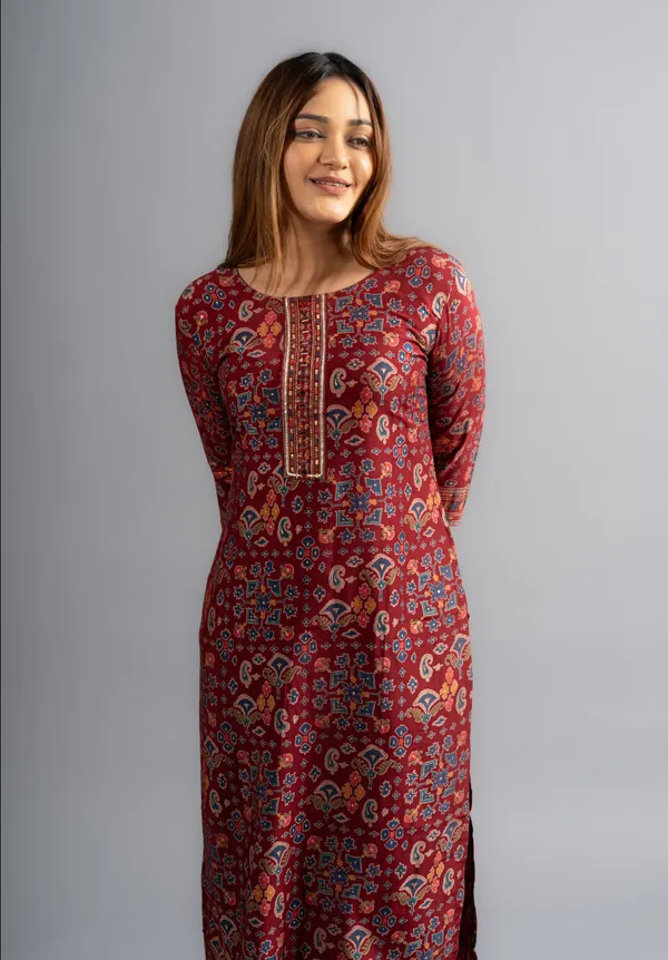 Maroon_Cotton_Printed_Kurta_Pants_With_Dupatta_(Set_Of_3)_For_Women
