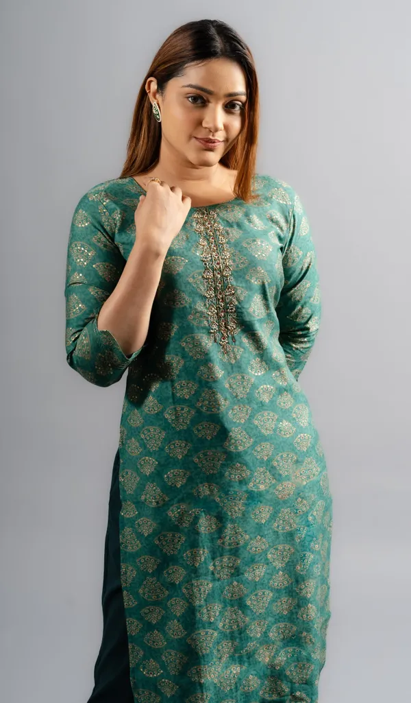 Silk_Printed_A-Line_Kurta_Pants_-Rama_Green_(Set_Of_Two)_For_Women