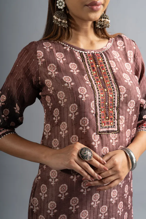 Brown_Ombre_Silk_Floral_Embroidered_Kurta_&_Pant_With_Dupatta_(Set_Of_3)_For_Women