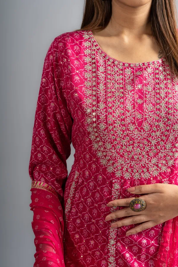 Rani_Chinon_Embroidered_Kurta_Pants_With_Dupatta_(Set_Of_3)_For_Women