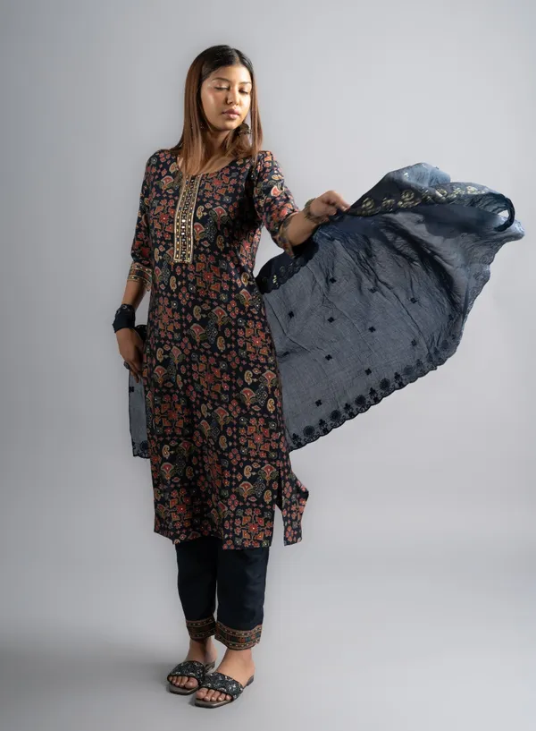 Navy_Blue_Silk_Printed_Kurta_Pant_With_Dupatta_(Set_Of_3)_For_Women