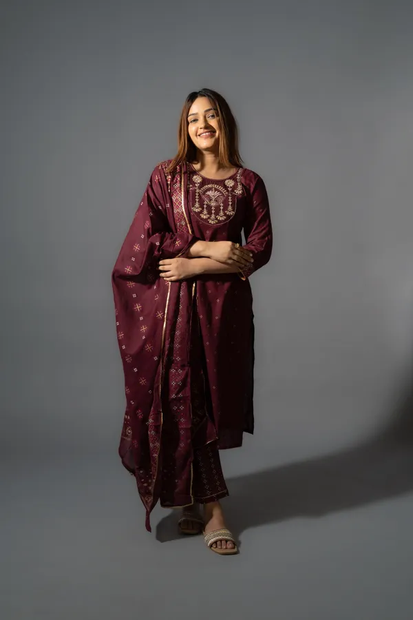 Plum_Silk_Printed_Kurta_Pants_With_Dupatta_(Set_Of_3)_For_Women