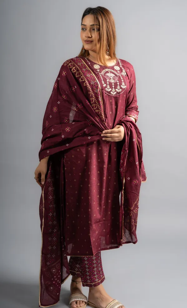 Plum_Silk_Printed_Kurta_Pants_With_Dupatta_(Set_Of_3)_For_Women