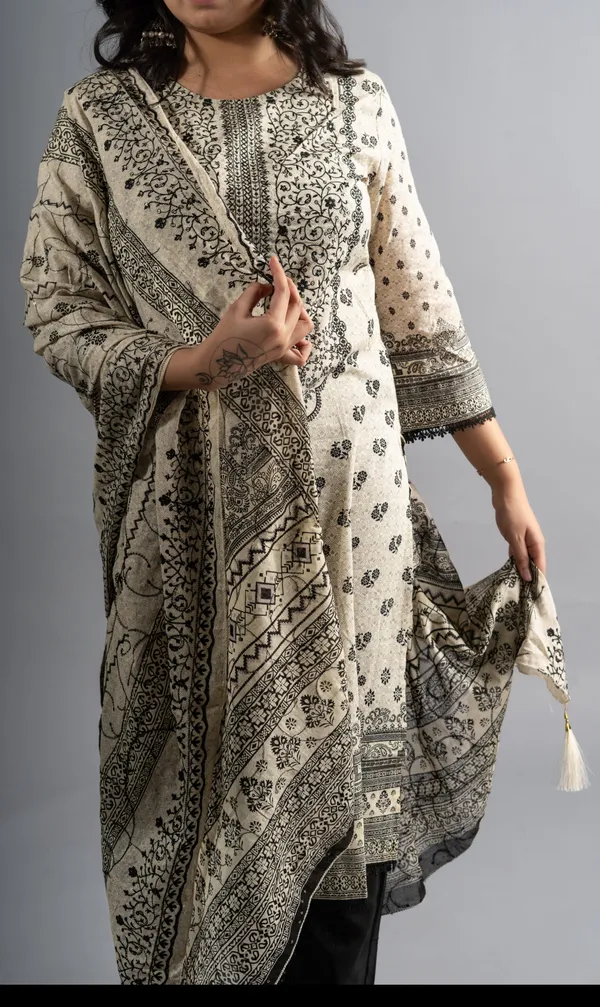 Champagne_White_Cotton_Embroidered_Kurta_Pants_With_Dupatta_(Set_Of_3)_For_Women