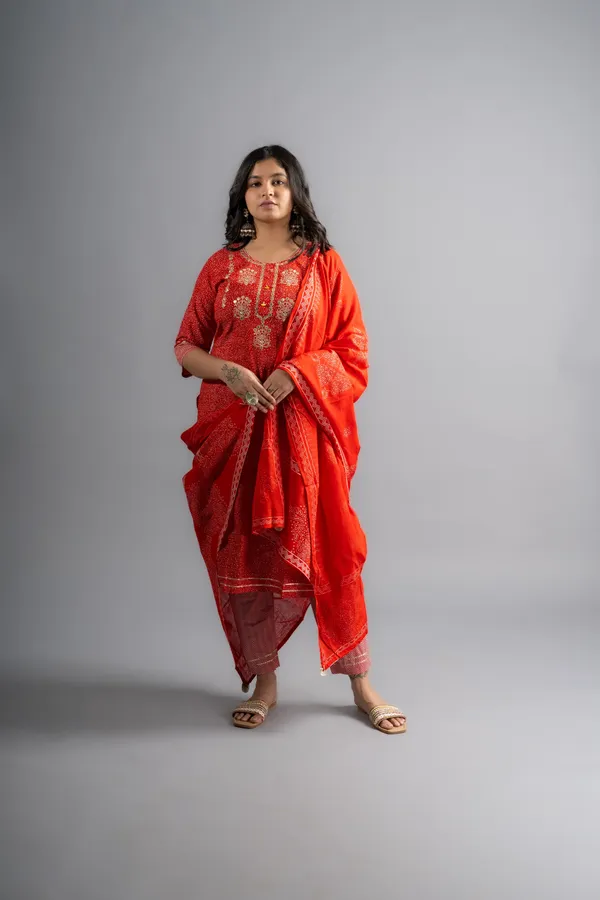 Tomato_Red_Cotton_Printed_Kurta_Pants_With_Dupatta_(Set_Of_3)_For_Women
