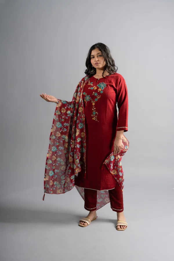Red_Floral_Embroidered_Kurta_Pants_With_Dupatta_(Set_Of_3)_For_Women