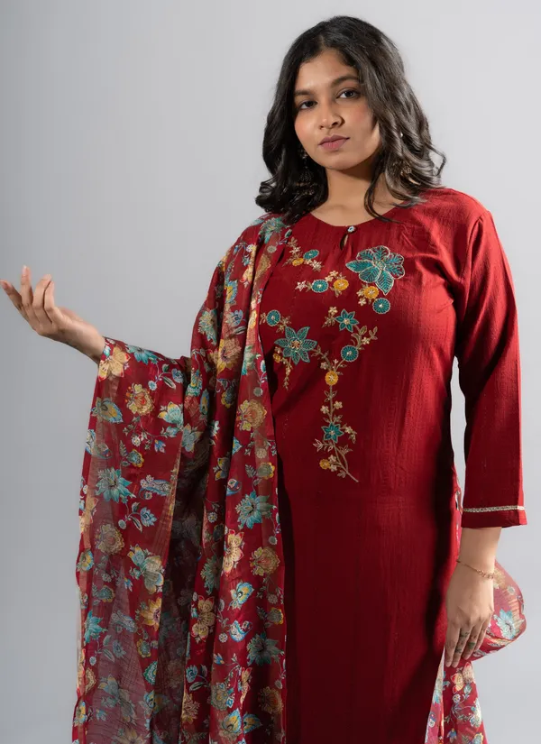 Red_Floral_Embroidered_Kurta_Pants_With_Dupatta_(Set_Of_3)_For_Women