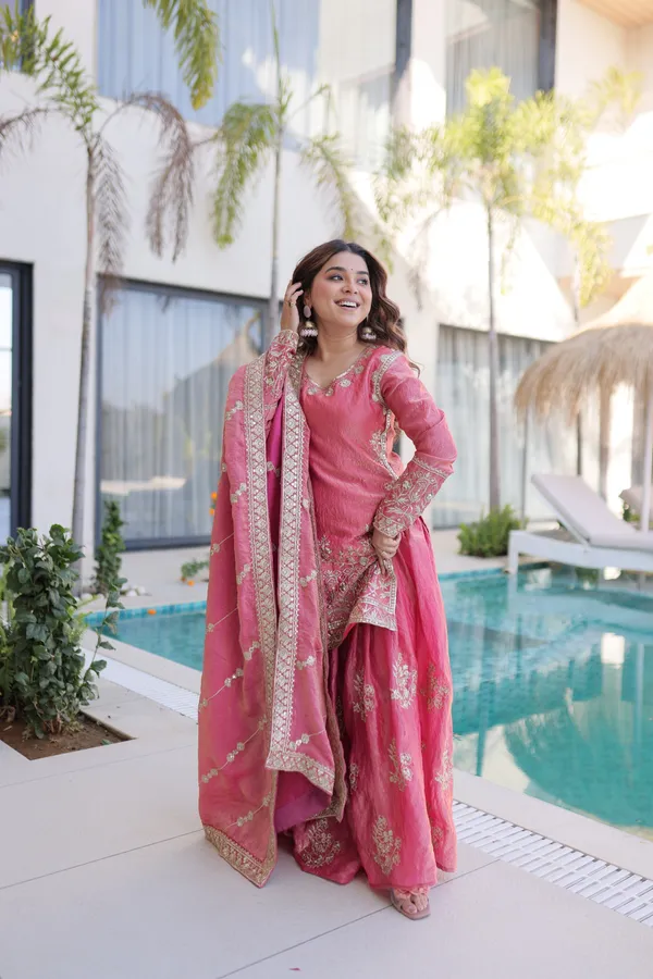Ros??Noor_Sharara_Suit_Set